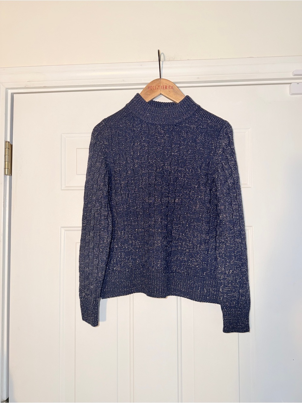 APC women’s Navy Cable Knit Sweater with gold thread– Classic Mock Neck. Sz XS